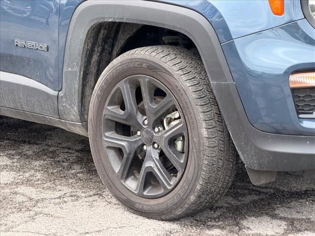 Used 2022 Jeep Renegade Altitude AWD/4WD image 28