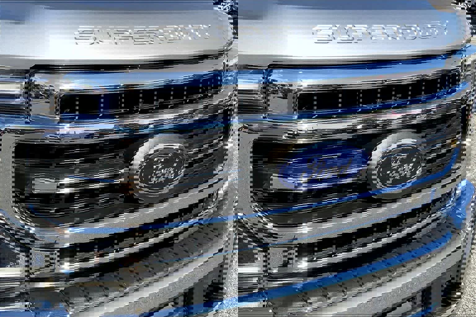 Used 2020 Ford F250 Lariat w/ Lariat Ultimate Package AWD/4WD image 28