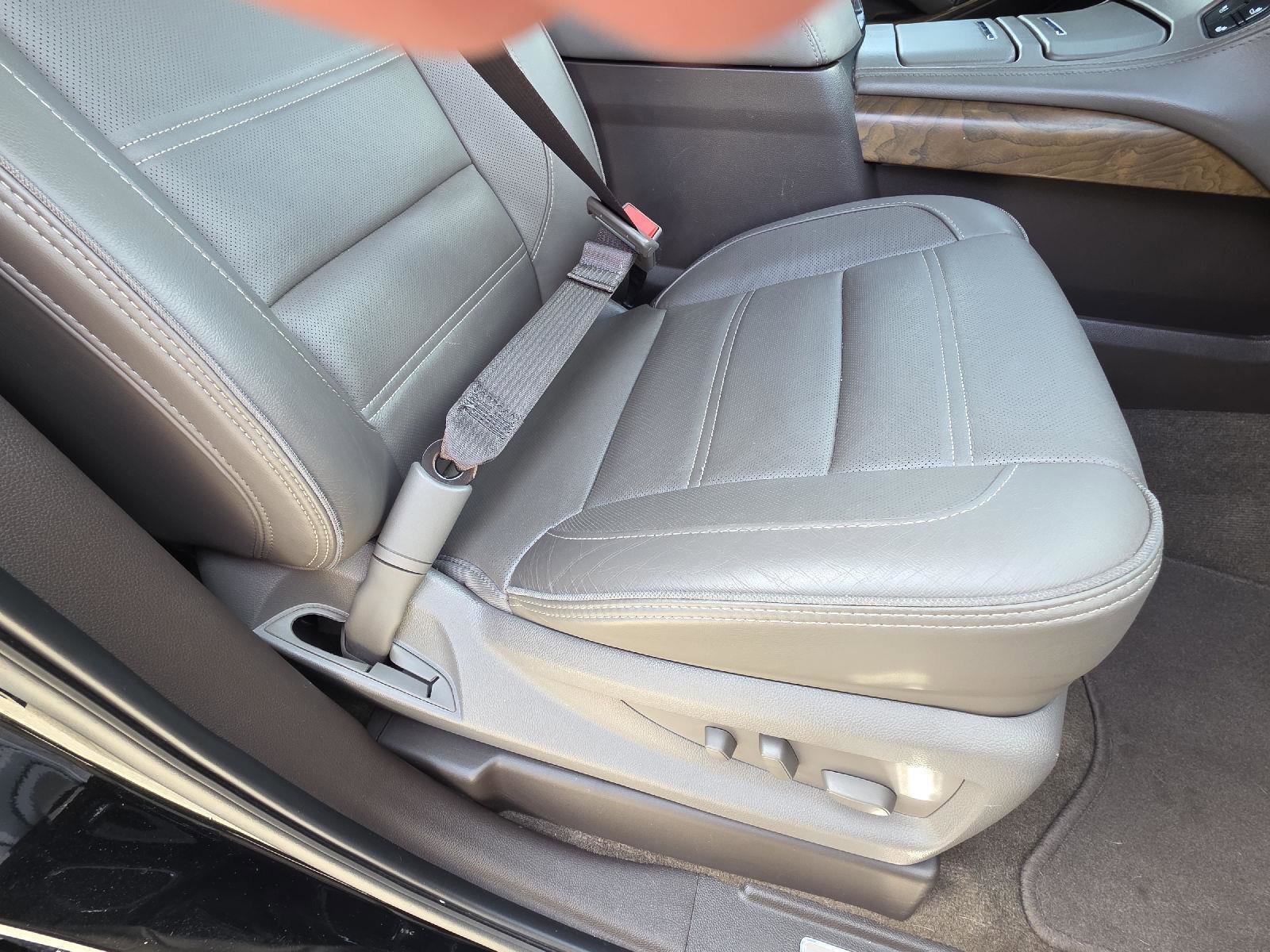 Used 2018 GMC Yukon Denali w/ Denali Ultimate Package image 36