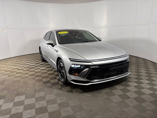 Used 2025 Hyundai Sonata SEL image 6