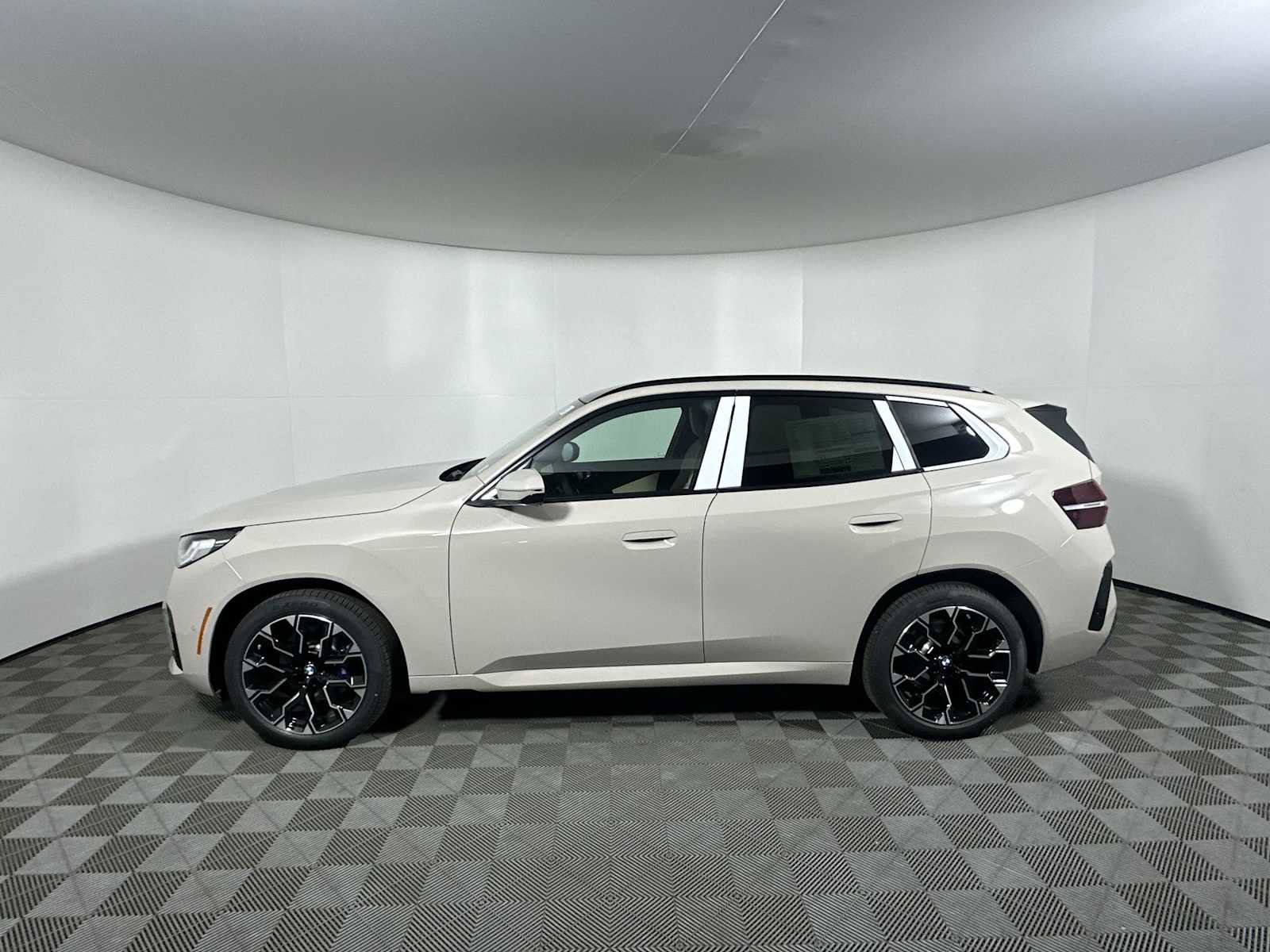 New 2026 BMW X3 xDrive30 w/ M Sport Package image 4