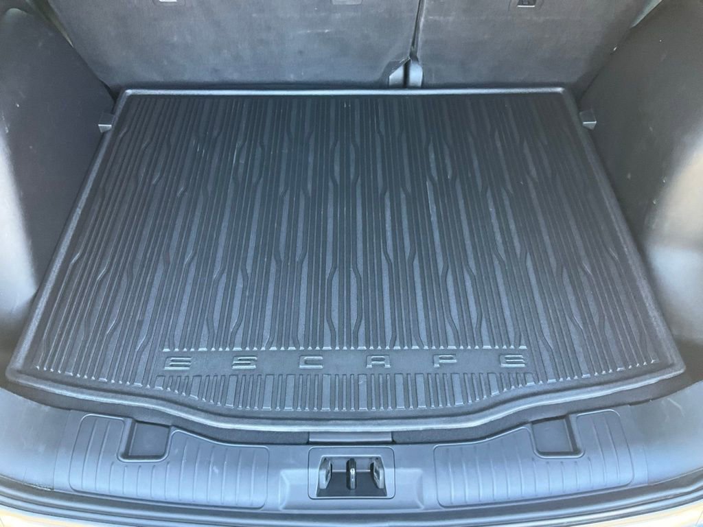Certified 2024 Ford Escape ST-Line w/ Tech Pack #1 image 15