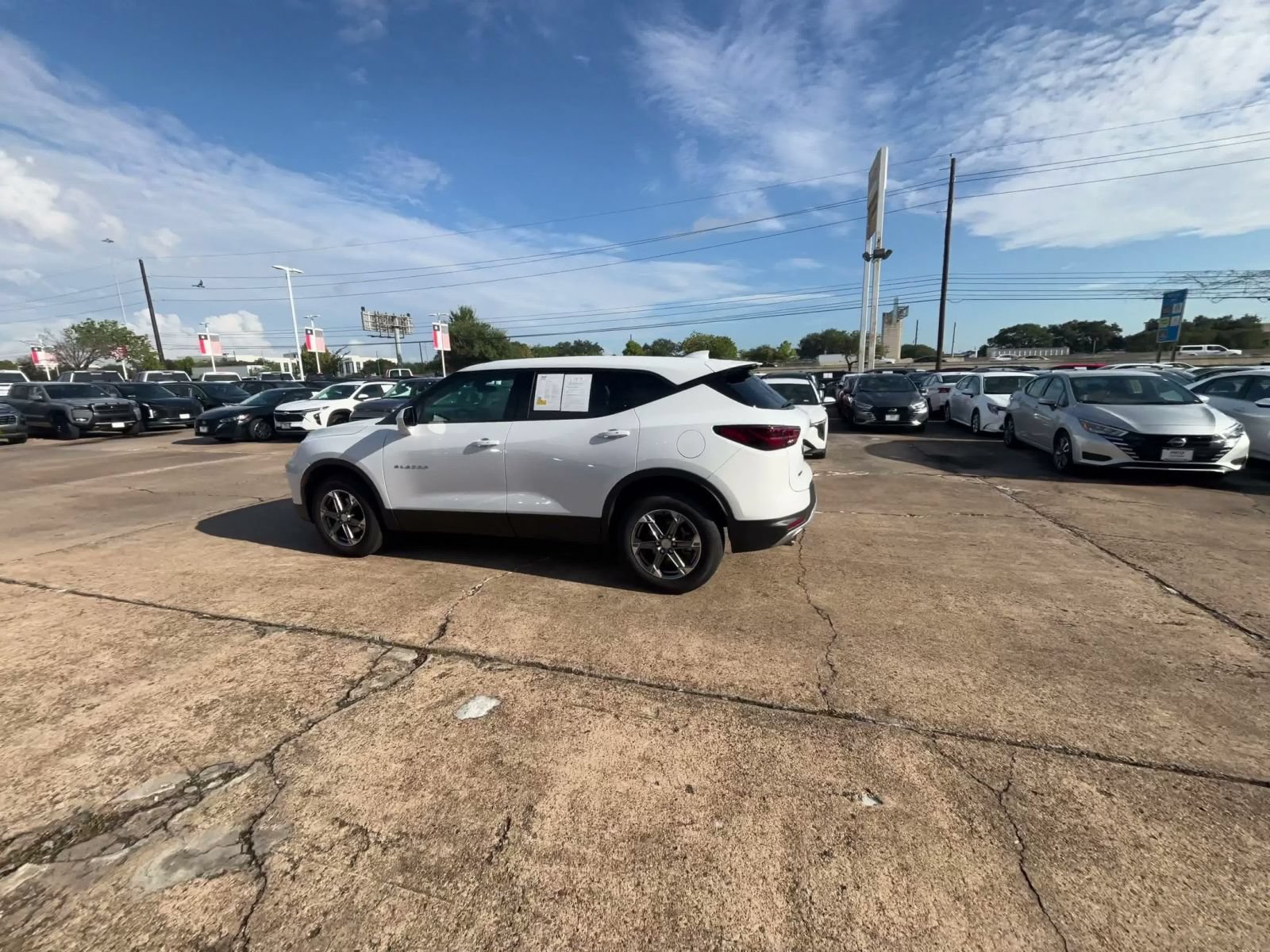 Used 2026 Chevrolet Blazer LT FWD image 8