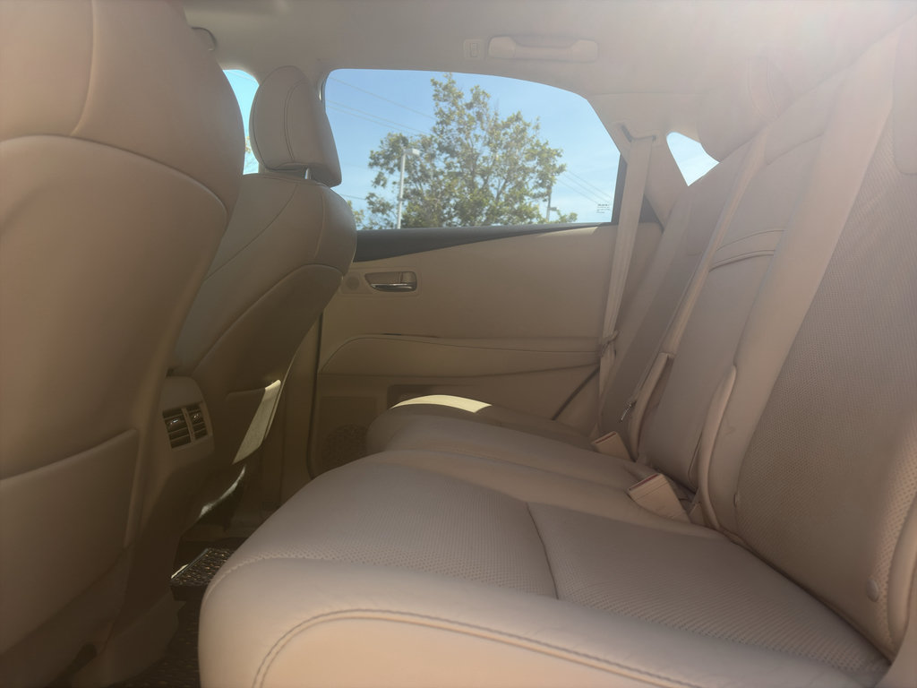 Used 2015 Lexus RX 450h AWD image 23
