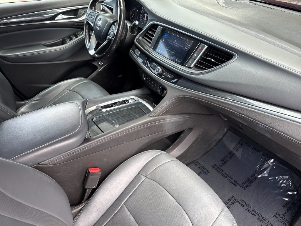 Used 2022 Buick Enclave Premium FWD image 17