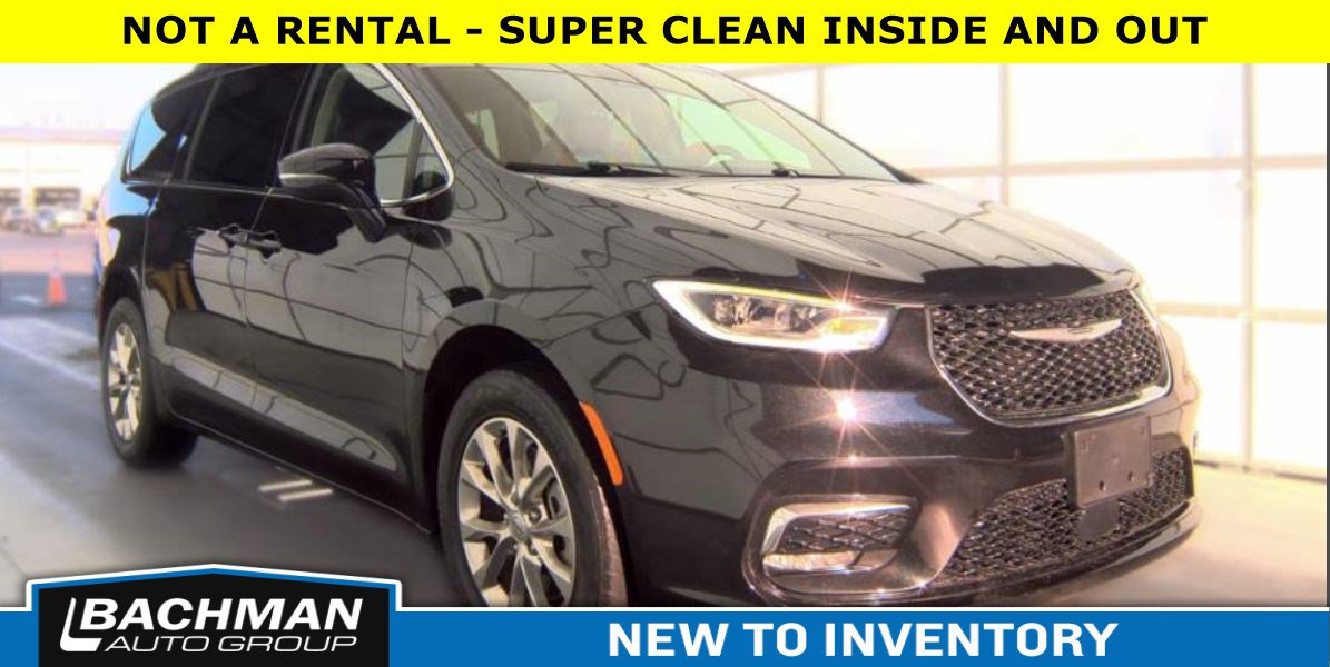 Used 2022 Chrysler Pacifica Touring-L