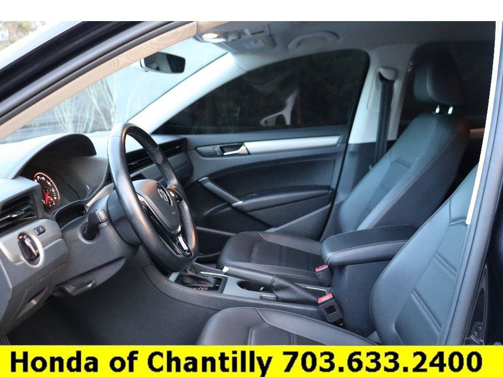 Used 2020 Volkswagen Passat 2.0T SE w/ Sunroof Package image 26