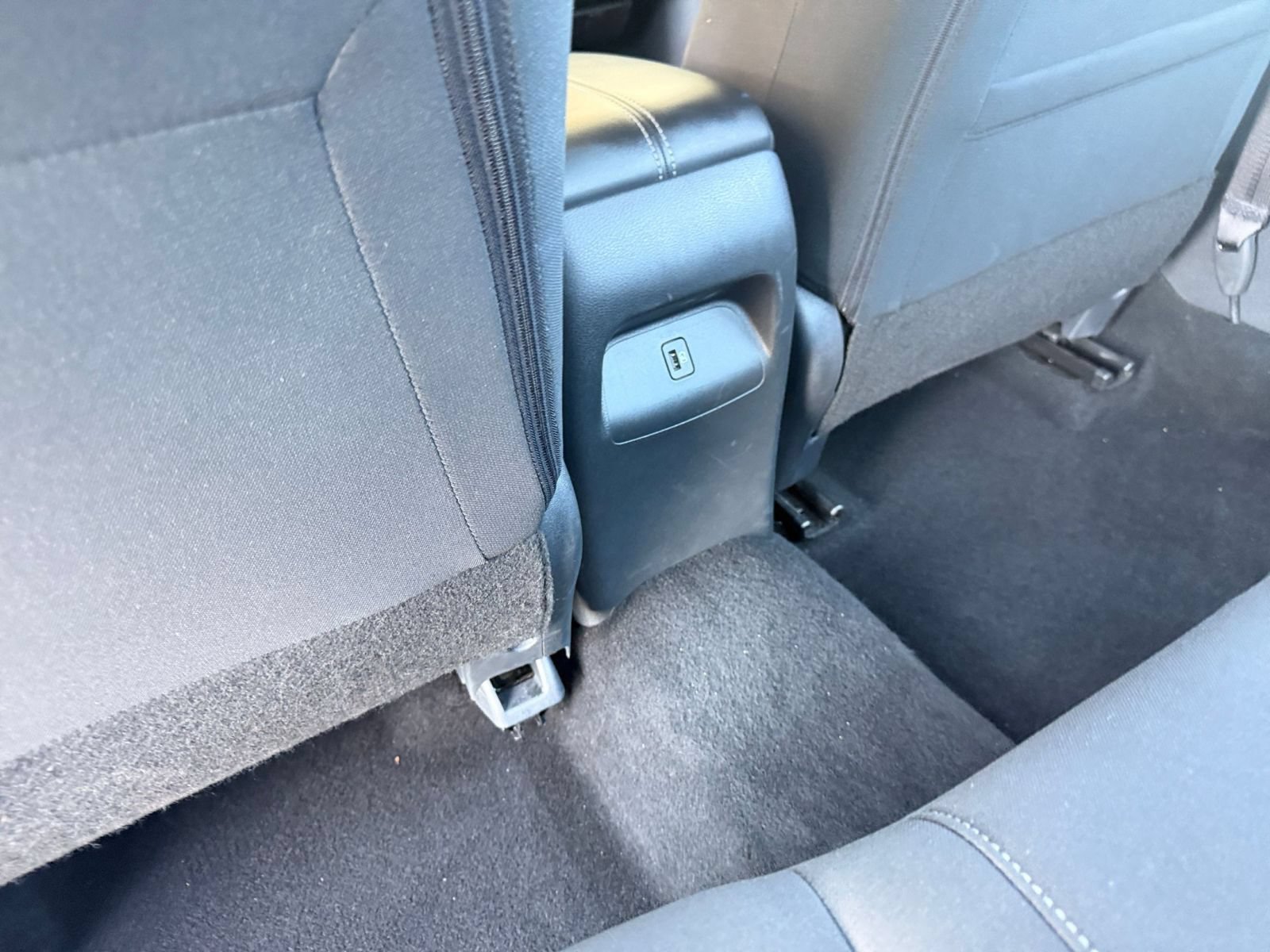 Used 2025 Nissan Sentra SV FWD image 23