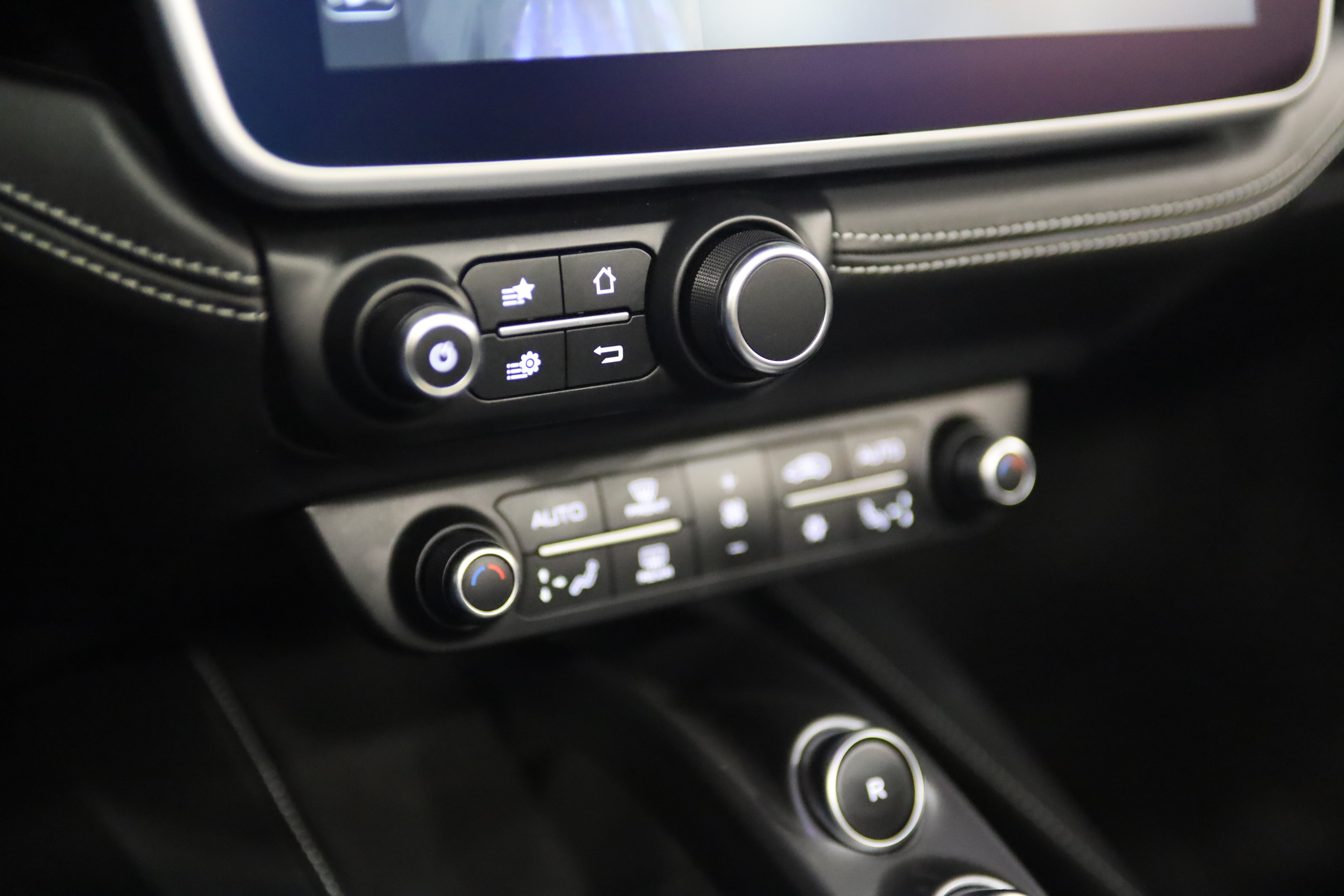 Used 2022 Ferrari Portofino M RWD image 28