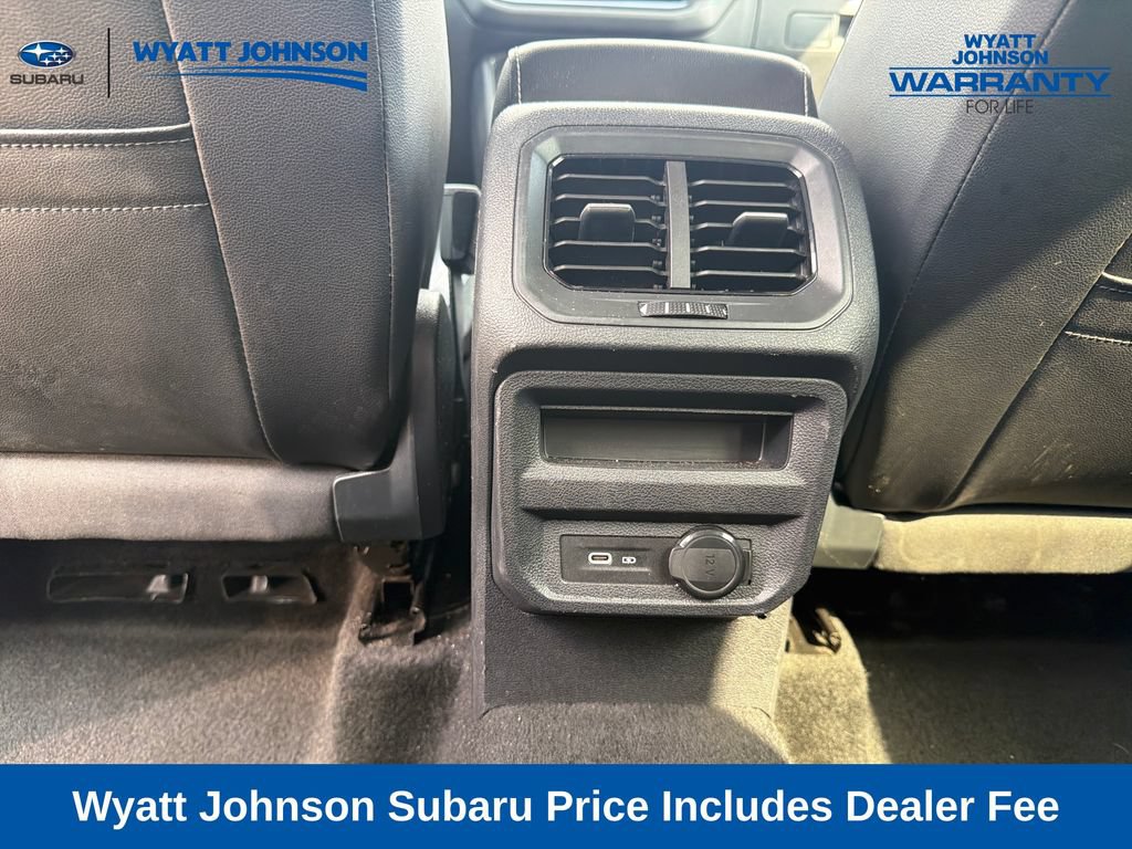 Used 2024 Volkswagen Tiguan SE AWD/4WD image 28