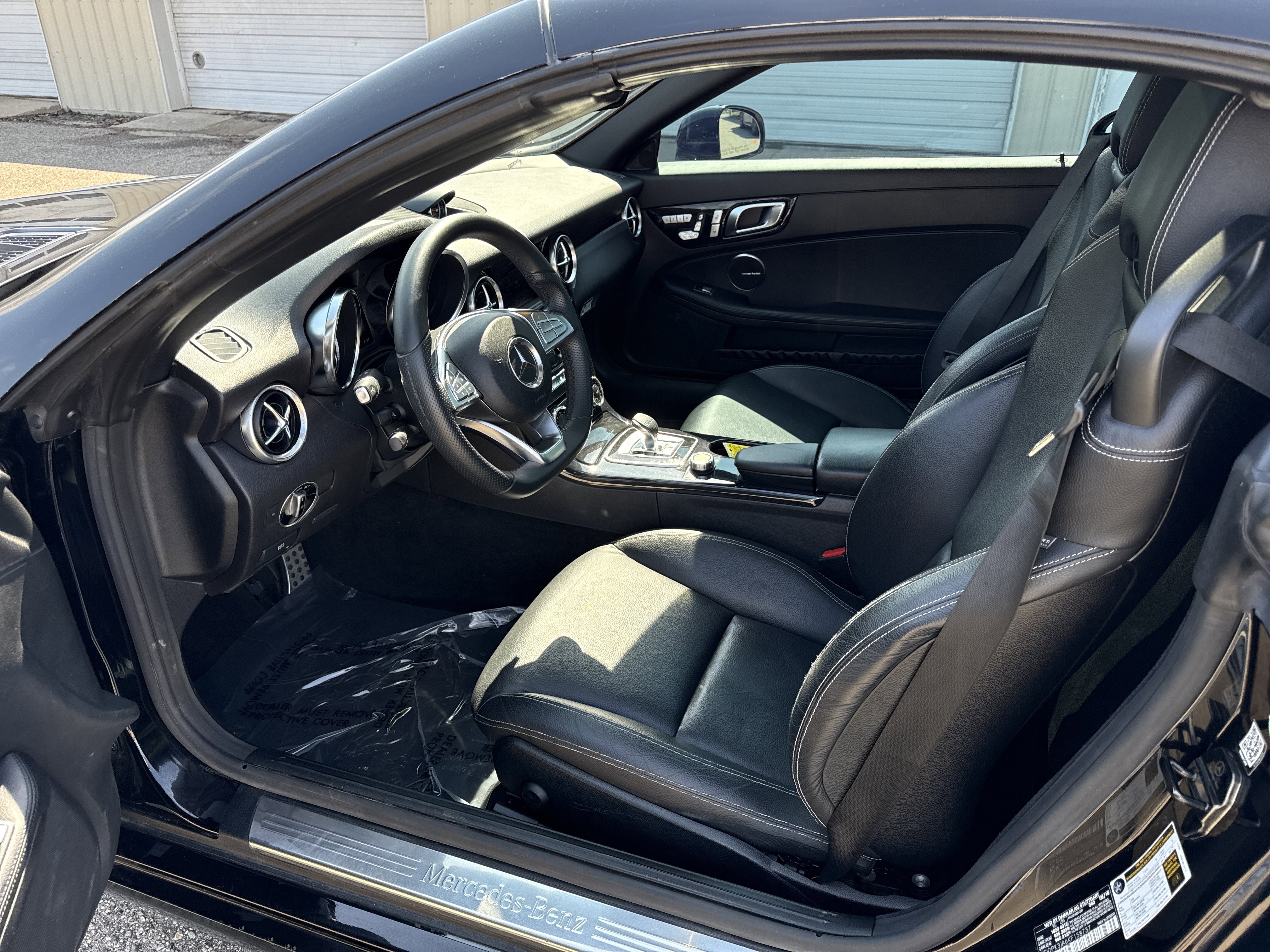 Used 2019 Mercedes-Benz SLC 300 w/ Premium Package image 14