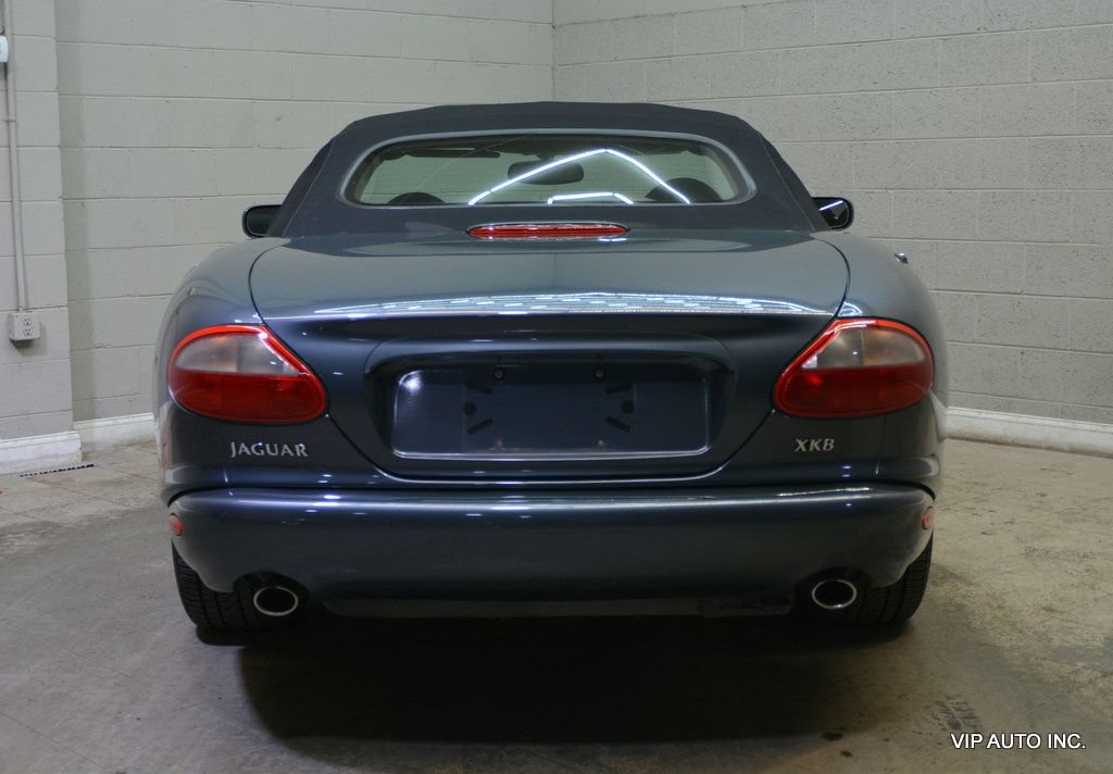 Used 2000 Jaguar XK8 Convertible RWD image 19