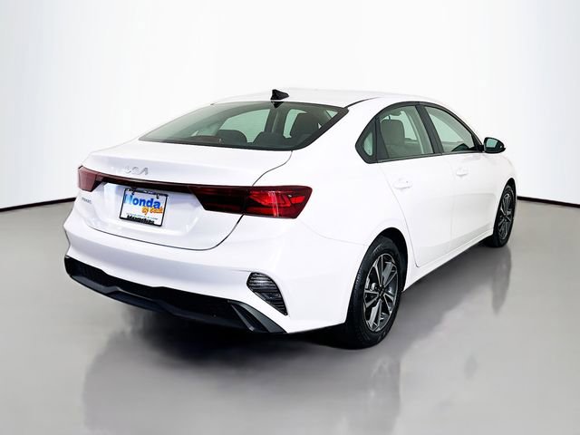 Used 2024 Kia Forte LXS FWD image 8