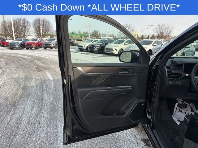 Used 2025 GMC Acadia Denali w/ LPO, Floor Liner Package image 23