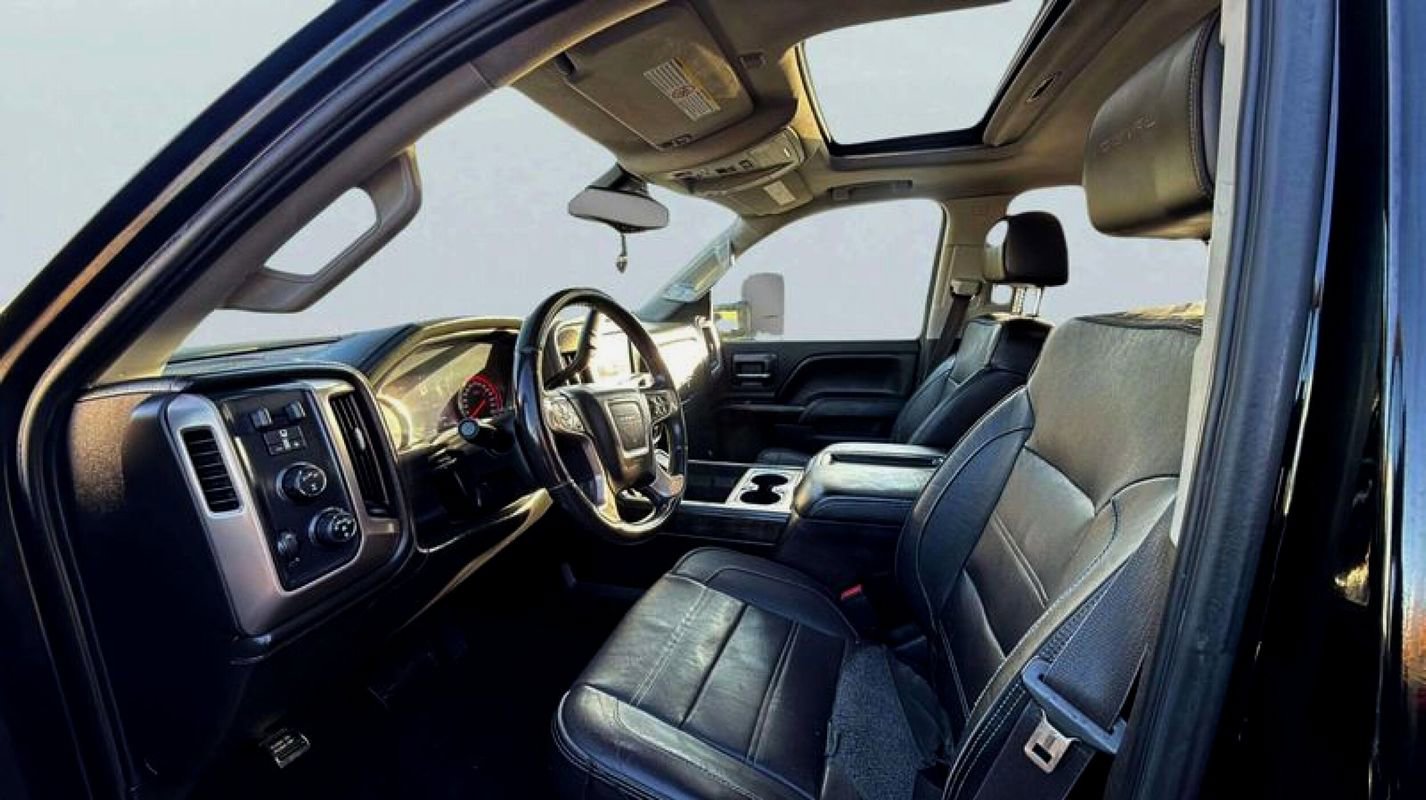 Used 2015 GMC Sierra 3500 Denali w/ Duramax Plus Package image 13