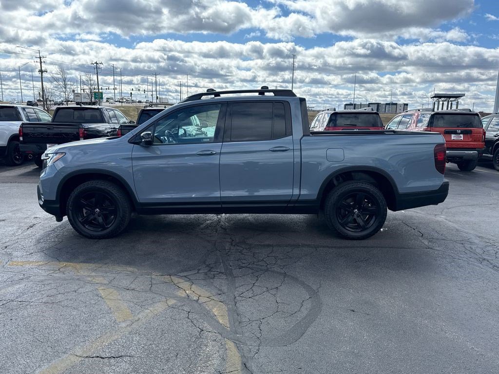 Certified 2023 Honda Ridgeline Black Edition image 8