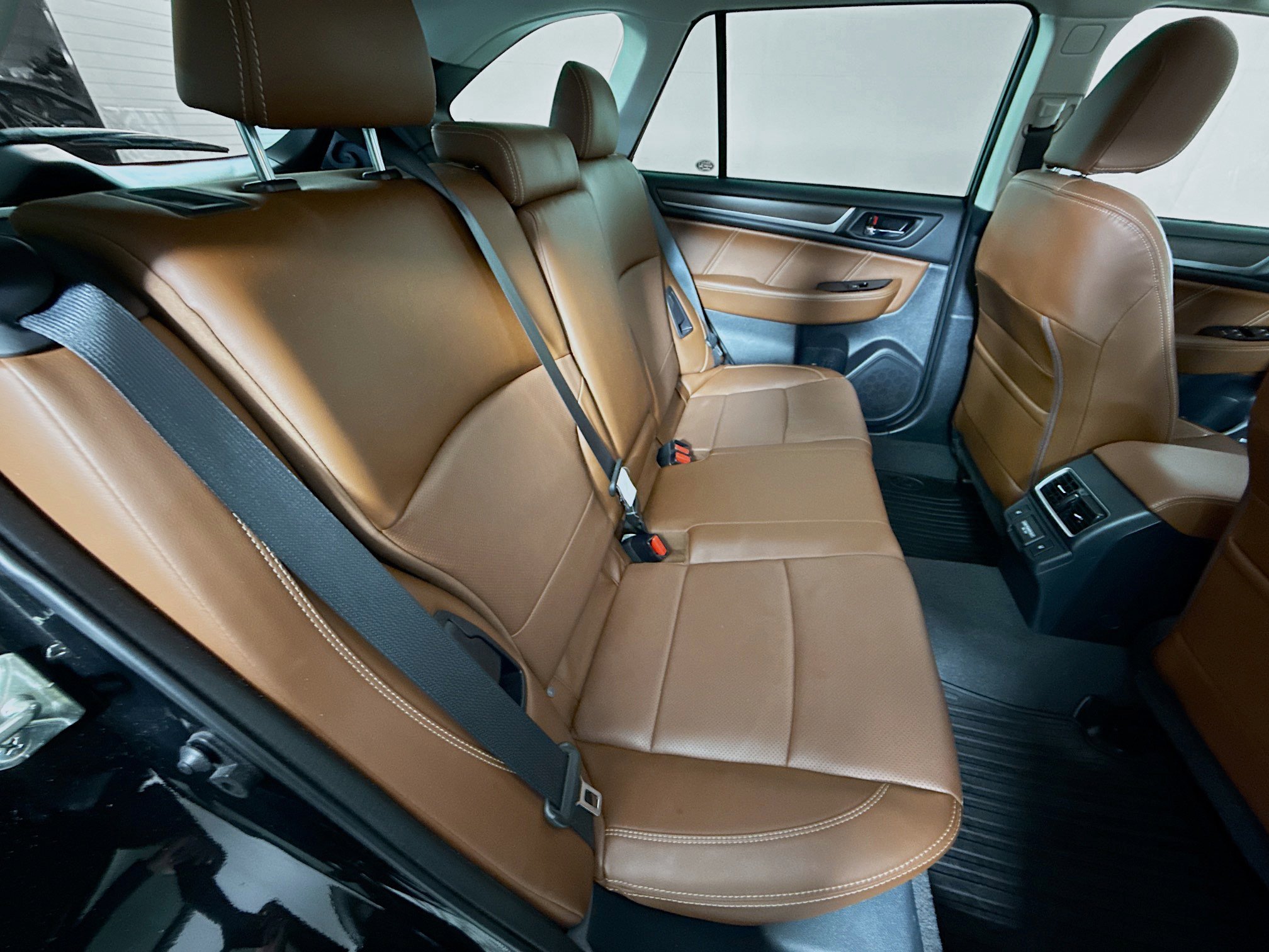 Used 2018 Subaru Outback 2.5i Touring image 29