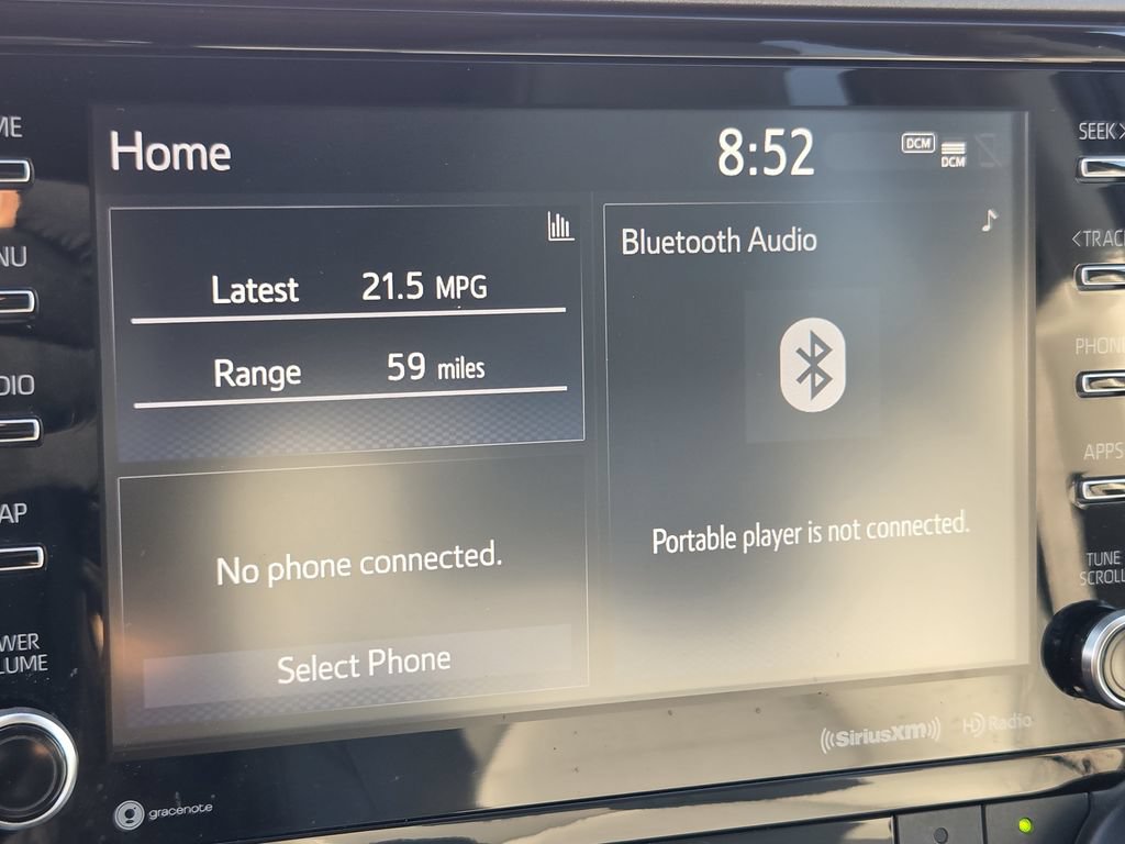 Used 2022 Toyota Highlander XLE FWD image 18
