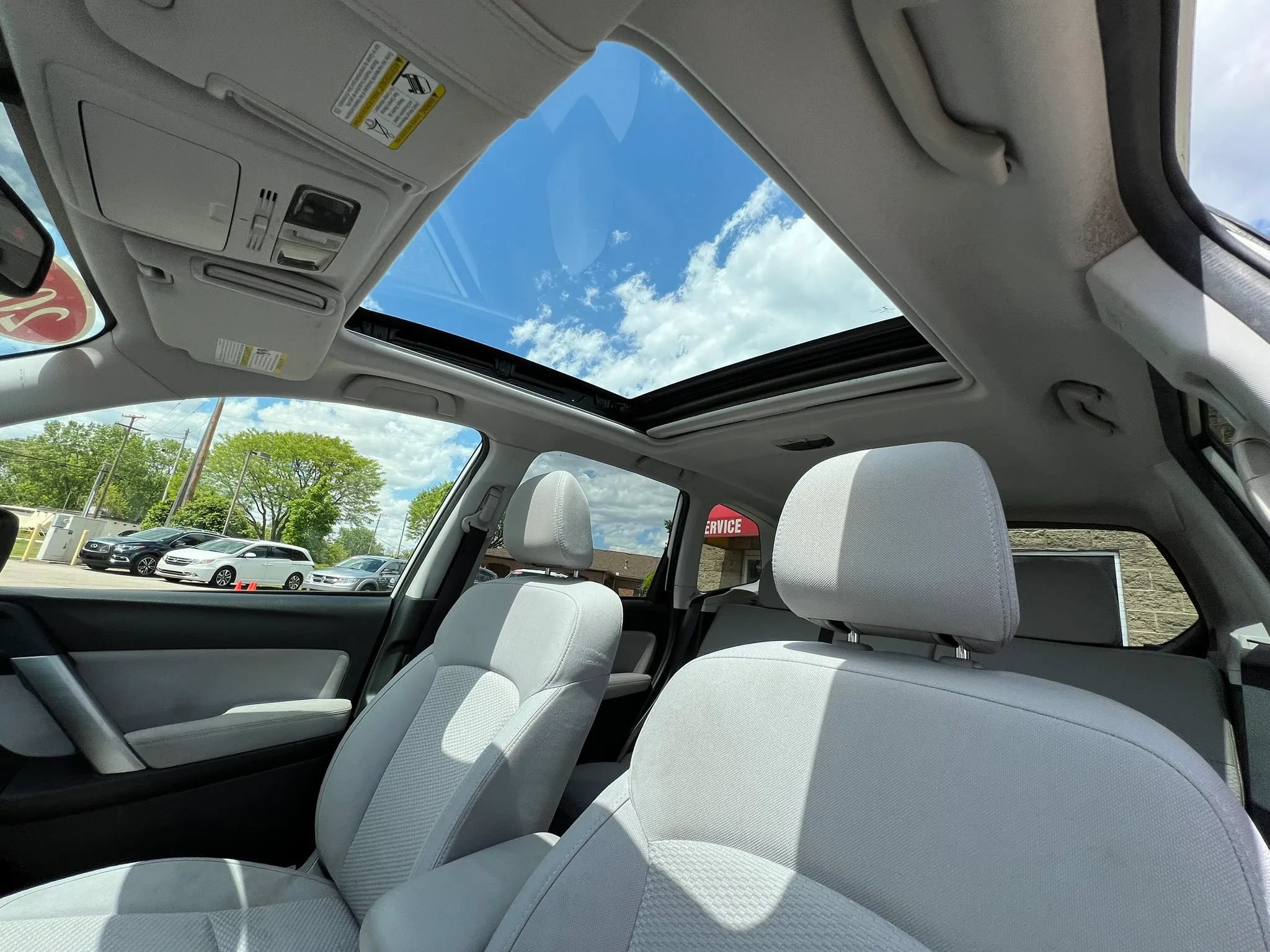 Used 2015 Subaru Forester 2.5i Premium w/ All-Weather Package AWD/4WD image 16