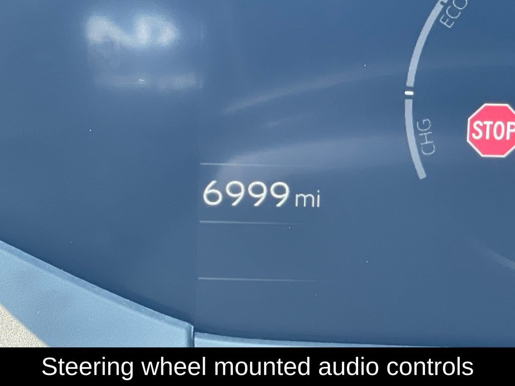 Used 2024 Toyota Prius XLE AWD/4WD image 13