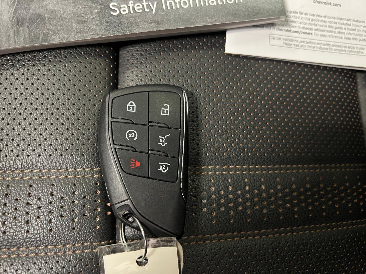 Used 2025 Chevrolet Tahoe High Country AWD/4WD image 76