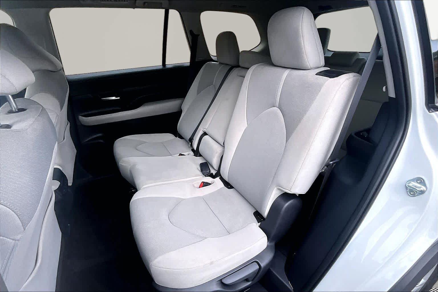 Certified 2025 Toyota Grand Highlander FWD image 21