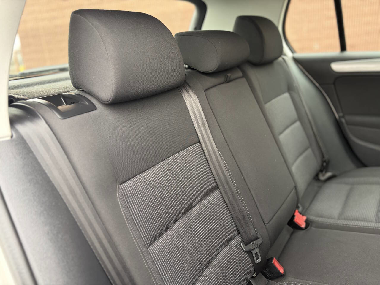 Used 2013 Volkswagen Golf 4-Door image 18