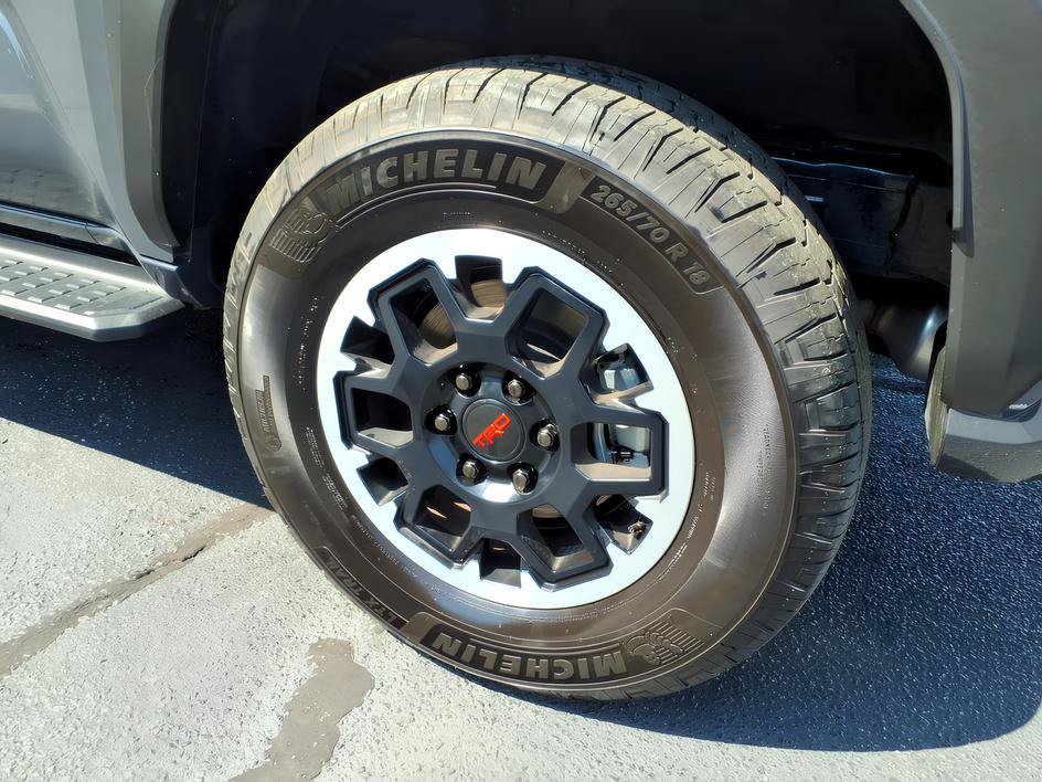 Certified 2026 Toyota 4Runner TRD Off-Road Premium AWD/4WD image 9