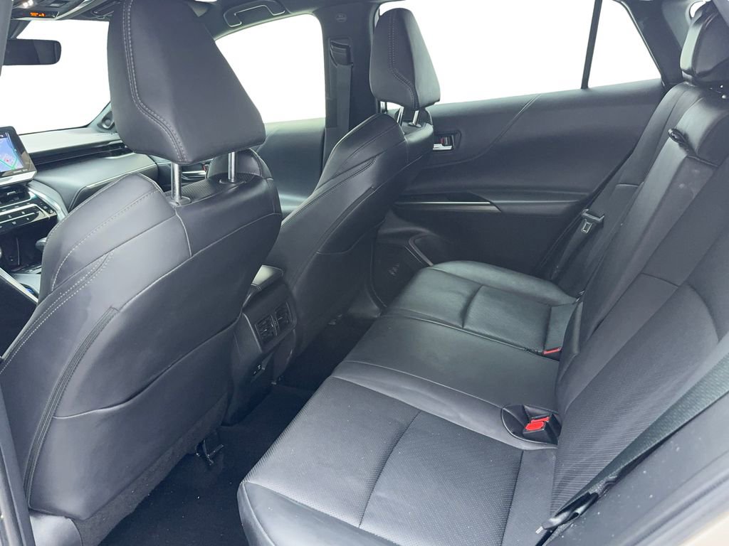 Used 2021 Toyota Venza XLE w/ Softex Package image 23