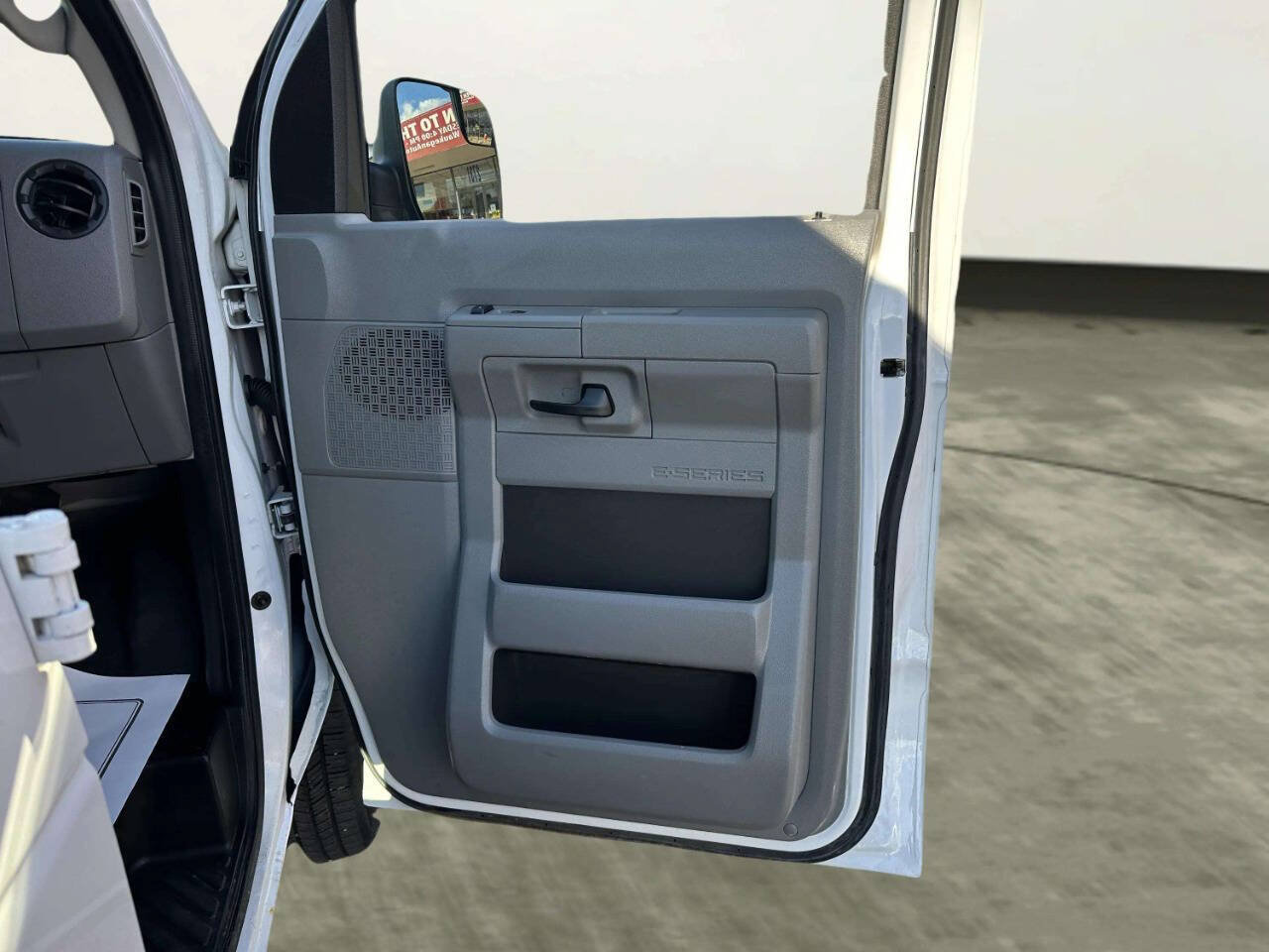Used 2012 Ford E-250 and Econoline 250 w/ PWR Group RWD image 24
