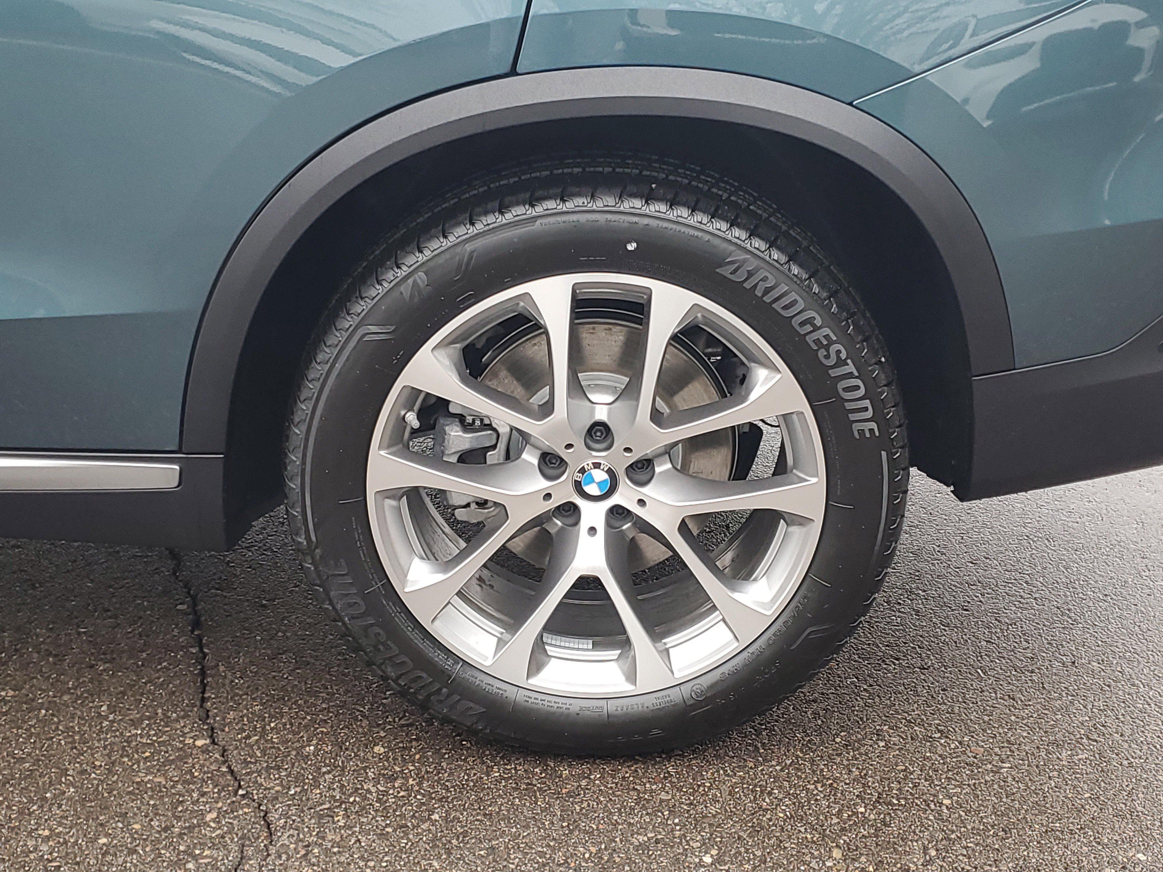 New 2026 BMW X5 xDrive40i w/ Climate Comfort Package image 29