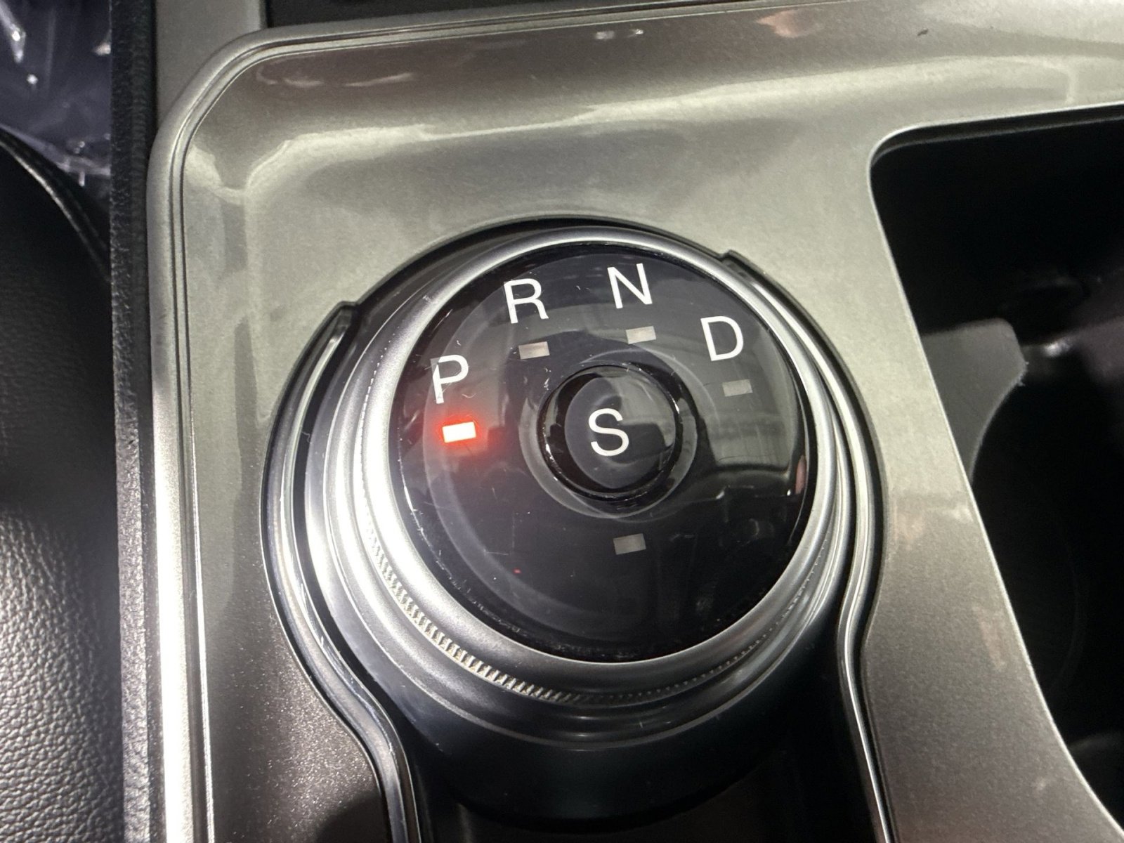 Used 2023 Ford Edge SEL image 26