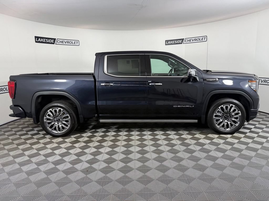Used 2023 GMC Sierra 1500 Denali Ultimate AWD/4WD image 7