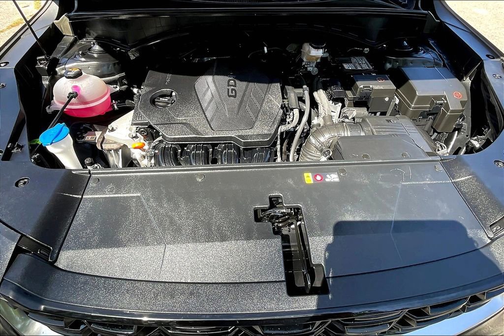 Used 2024 Kia Sorento S image 13