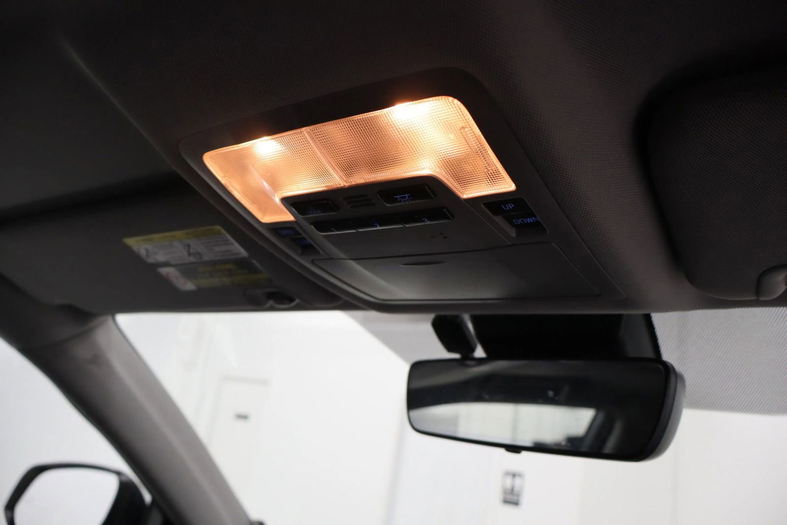 Used 2017 Toyota Highlander XLE image 36