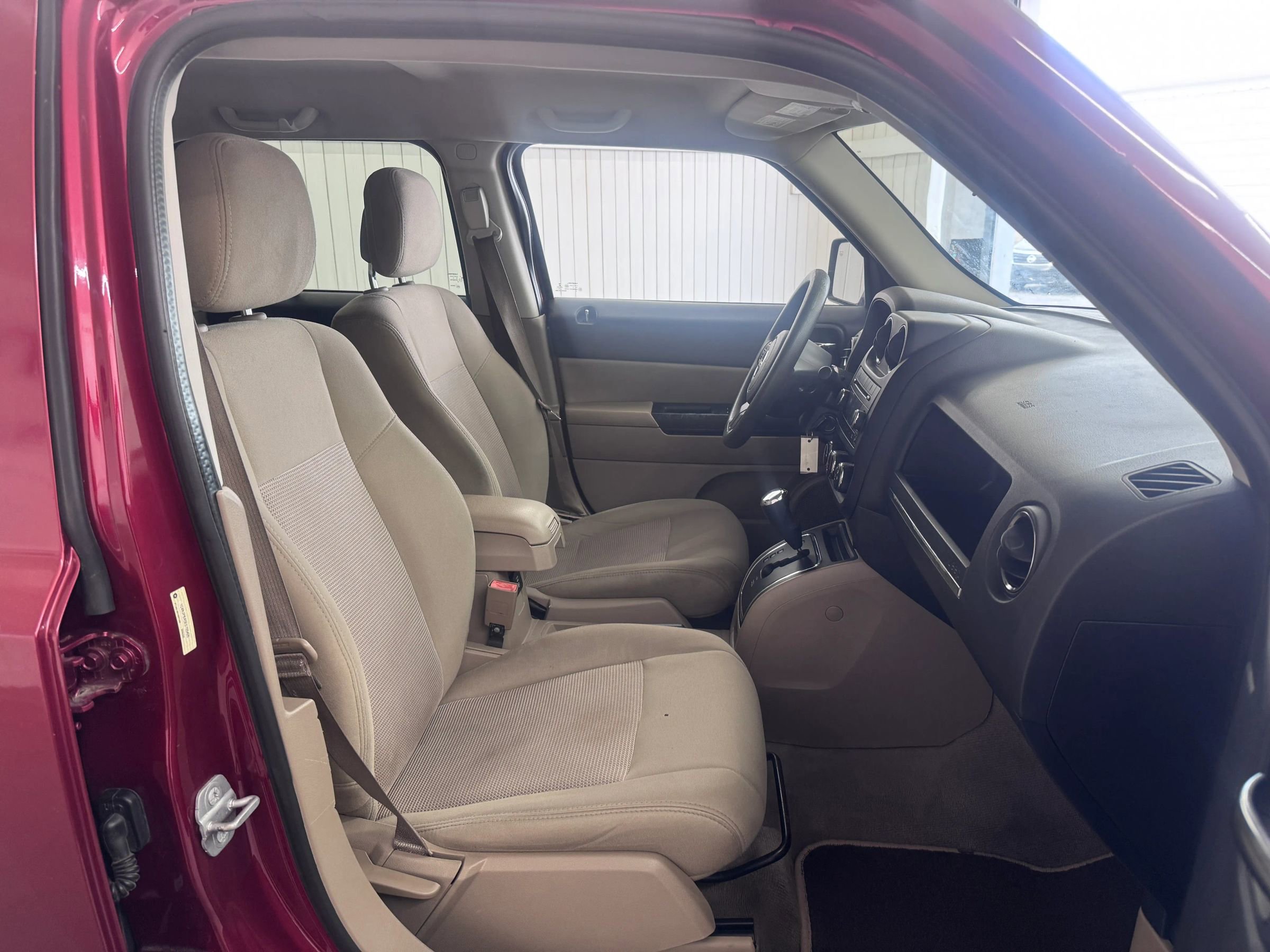 Used 2014 Jeep Patriot Sport w/ Power Value Group FWD image 10