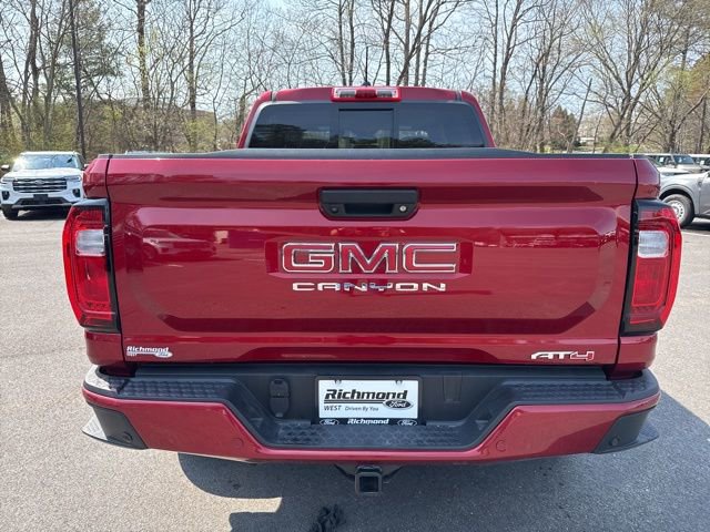 Used 2025 GMC Canyon AT4 image 4