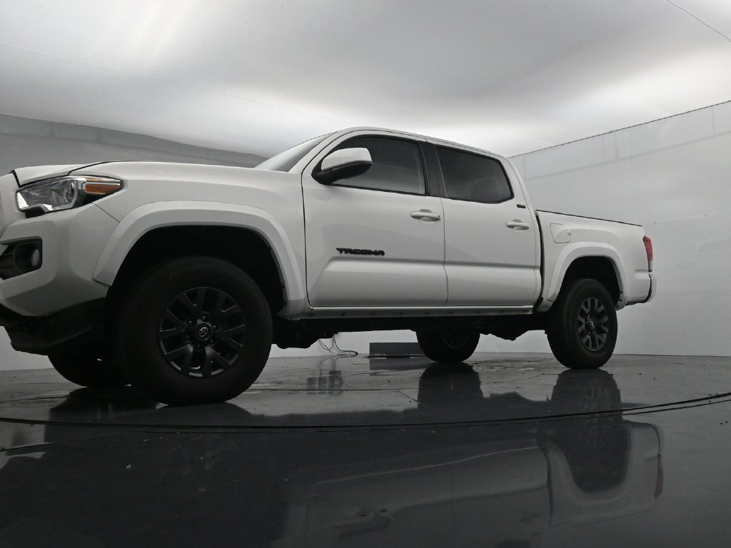 Used 2023 Toyota Tacoma SR5 AWD/4WD image 34