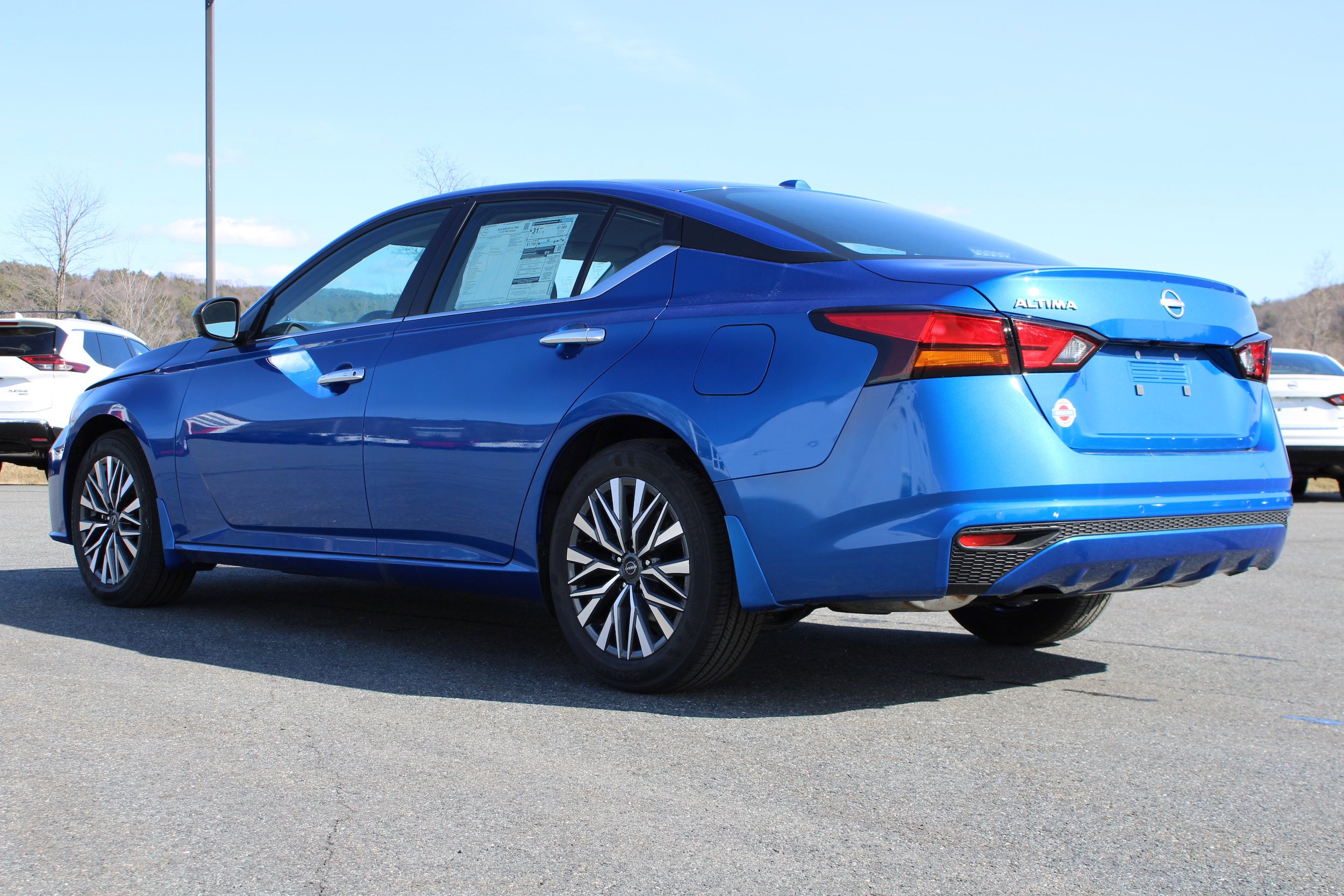 New 2025 Nissan Altima 2.5 SV FWD image 6