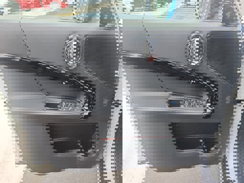 Used 2019 MINI Cooper Countryman S w/ Premium Package image 17