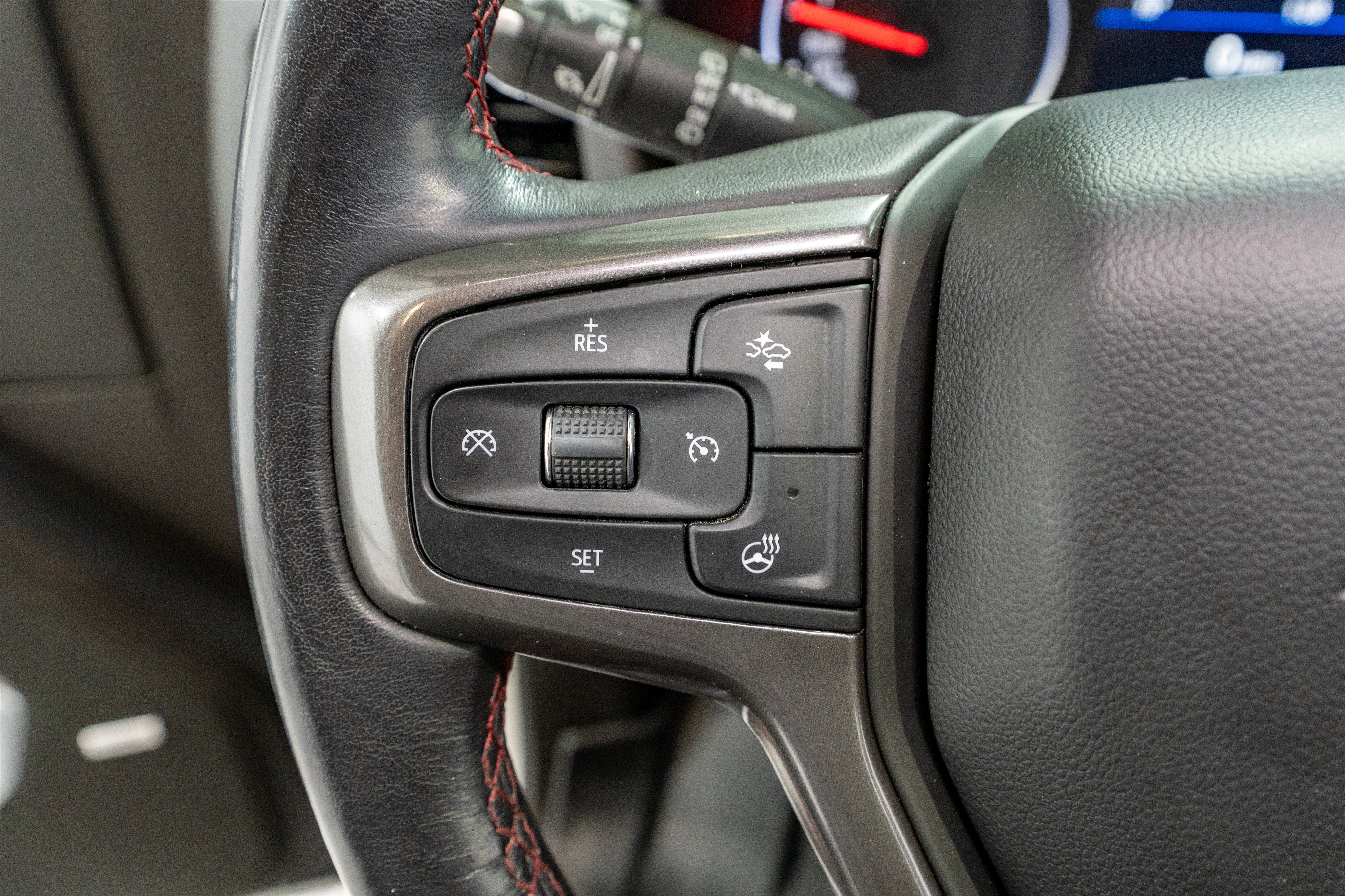 Used 2021 Chevrolet Tahoe RST w/ Luxury Package image 27