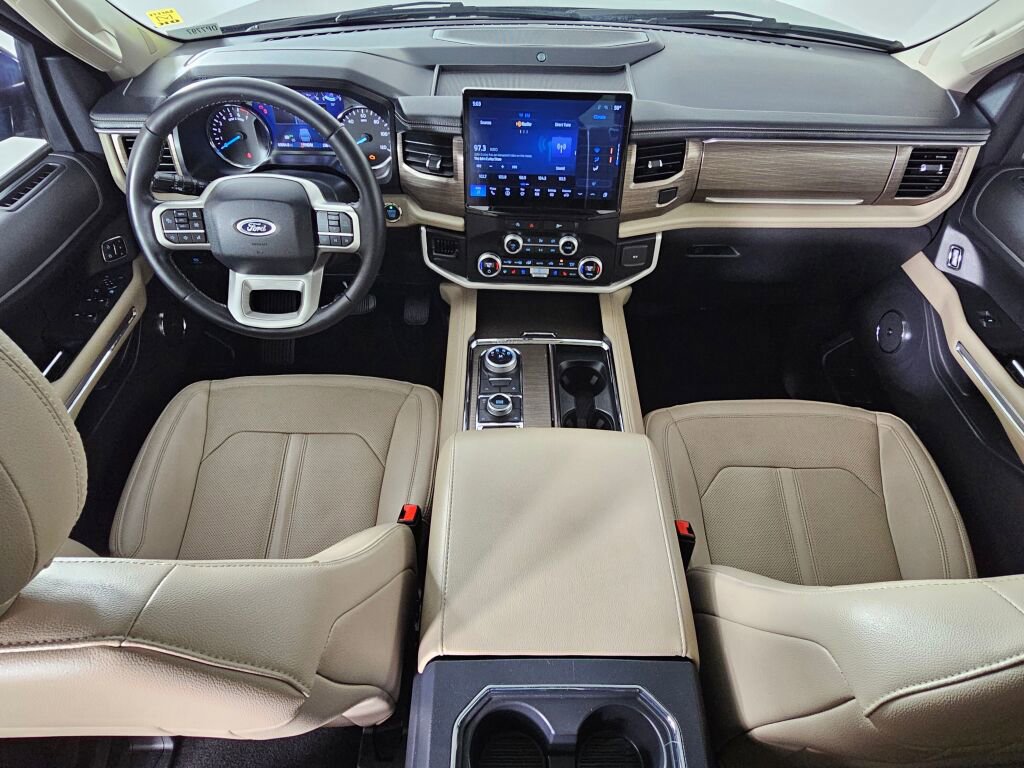 Used 2024 Ford Expedition Limited image 20