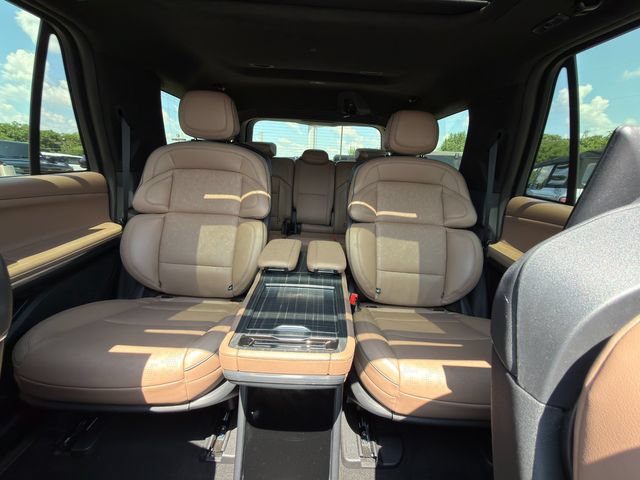 Used 2025 Lincoln Navigator Black Label AWD/4WD image 47