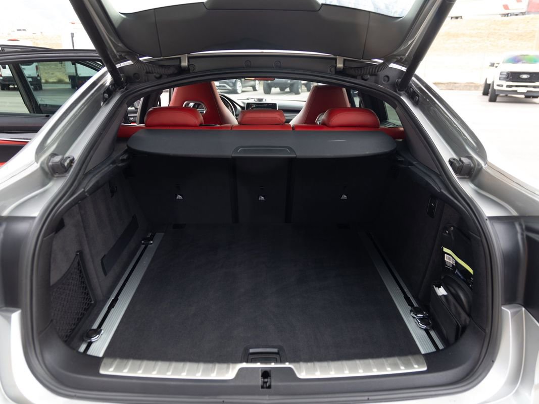 Used 2015 BMW X6 M image 17