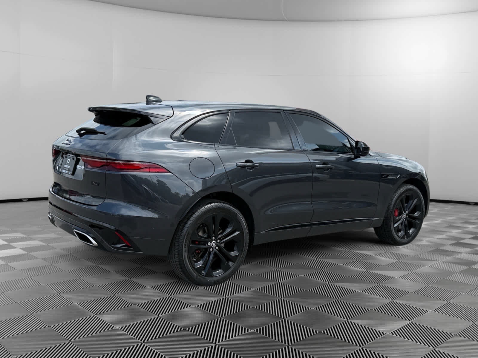 Used 2026 Jaguar F-PACE R-Dynamic S AWD/4WD image 5