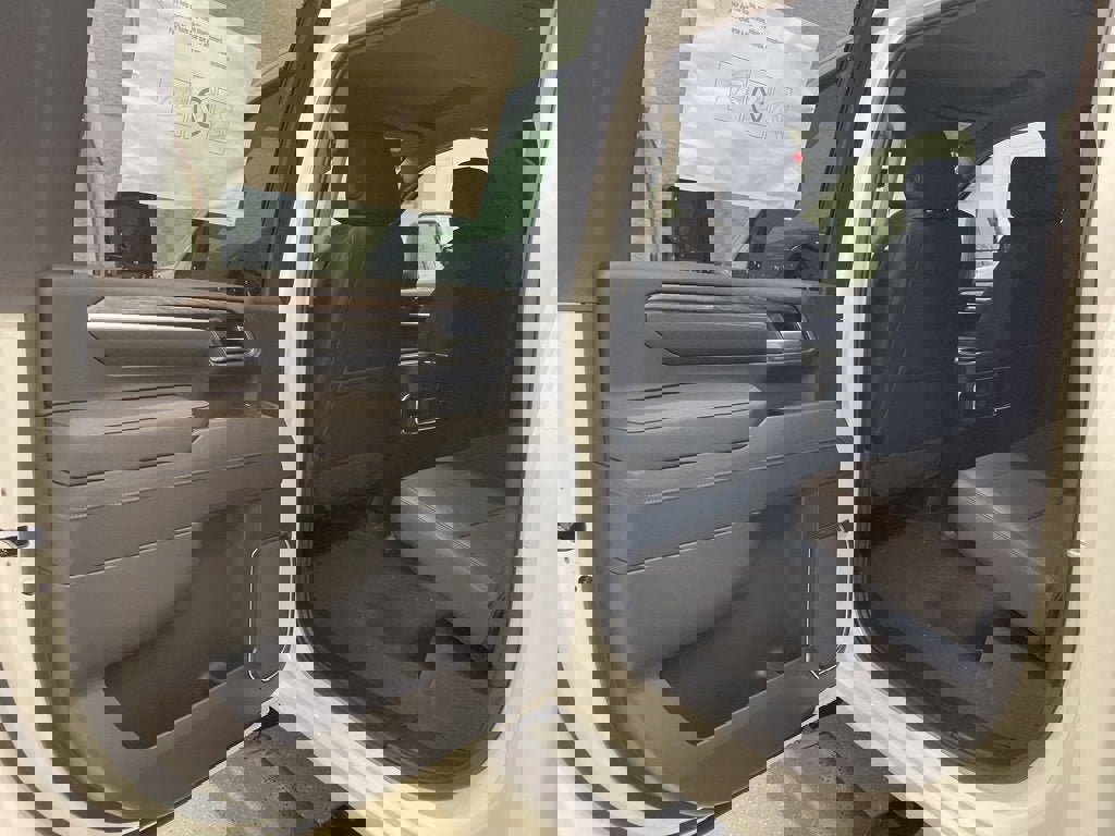 New 2026 Chevrolet Silverado 3500 LTZ w/ LTZ Plus Package image 30