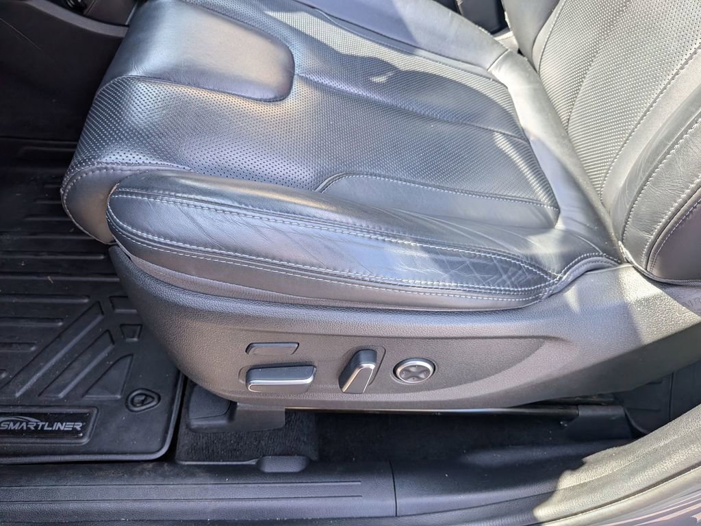 Used 2022 Hyundai Santa Fe Calligraphy image 13