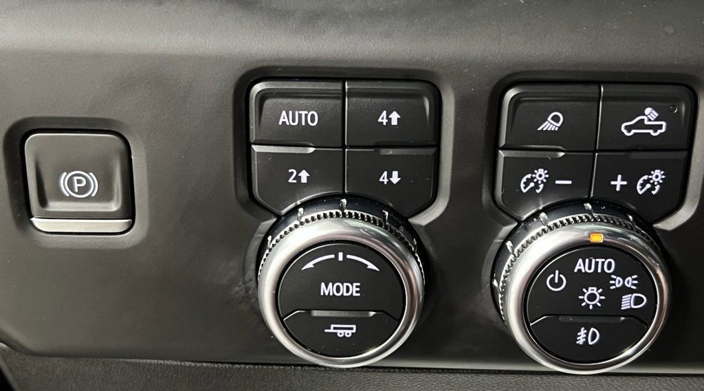 Used 2024 GMC Sierra 1500 Denali Ultimate image 31