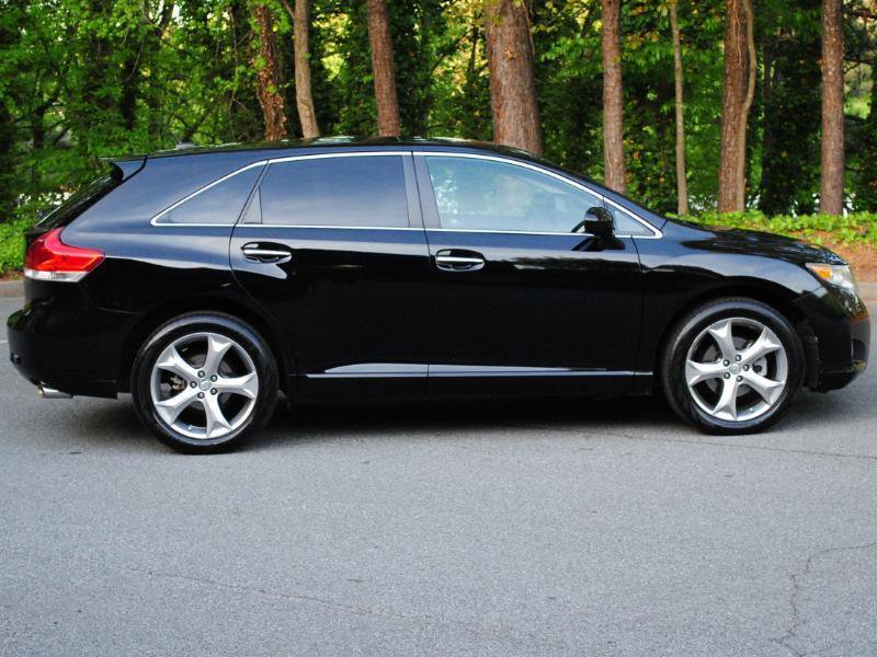 Used 2009 Toyota Venza image 25