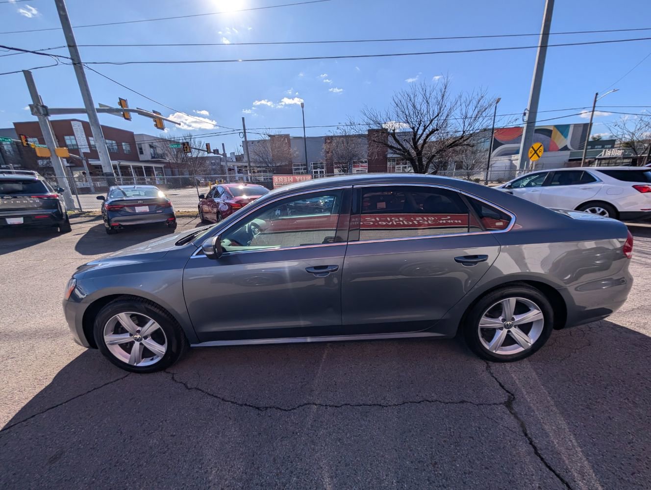 Used 2015 Volkswagen Passat 1.8T Limited Edition image 9